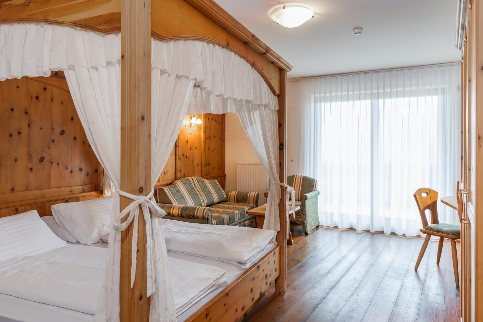 Hotel Asterbel ブラーイエス エクステリア 写真