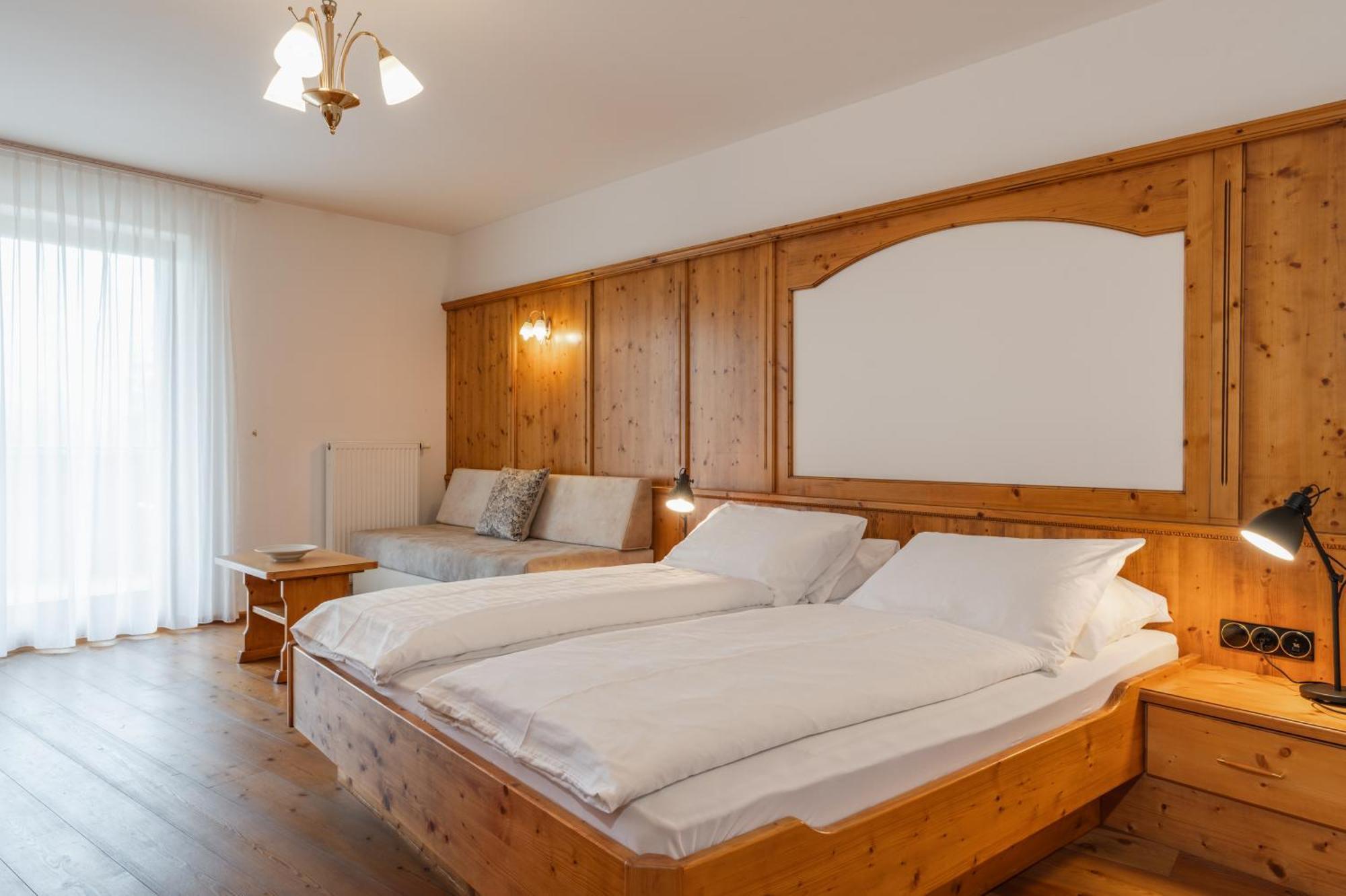 Hotel Asterbel ブラーイエス エクステリア 写真