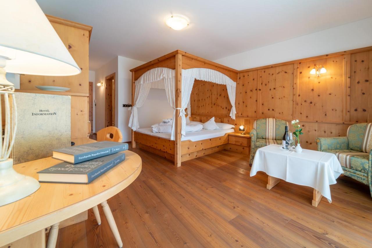 Hotel Asterbel ブラーイエス エクステリア 写真